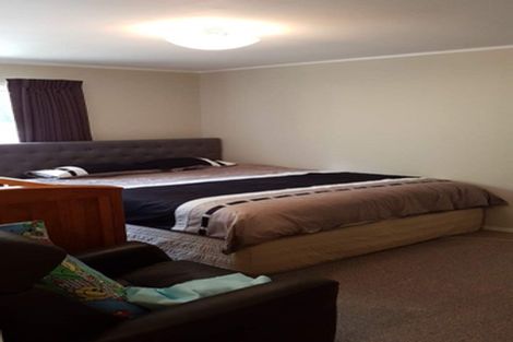 Photo of property in 16 Meadowland Drive, Somerville, Auckland, 2014