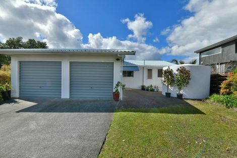 Photo of property in 98 Vipond Road, Stanmore Bay, Whangaparaoa, 0932