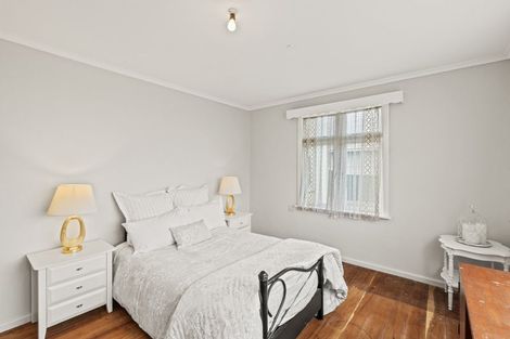 Photo of property in 15 Potaka Street, Marton, 4710