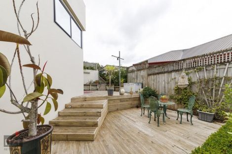 Photo of property in 16 Woodland Grove, Feilding, 4702