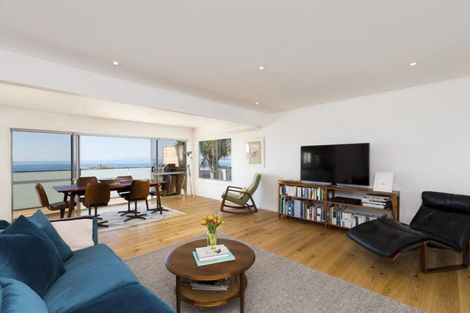 Photo of property in 2/65 Castor Bay Road, Castor Bay, Auckland, 0620