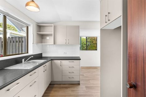 Photo of property in 2/25 Withells Road, Avonhead, Christchurch, 8042