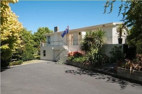 Photo of property in 22 James Evans Drive, Northcote, Auckland, 0627