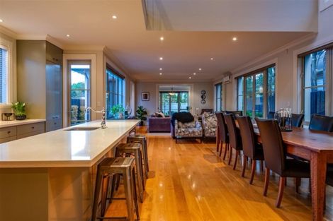 Photo of property in 6 Wairarapa Terrace, Merivale, Christchurch, 8014