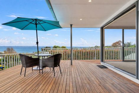 Photo of property in 86 Tiri Road, Tindalls Beach, Whangaparaoa, 0930