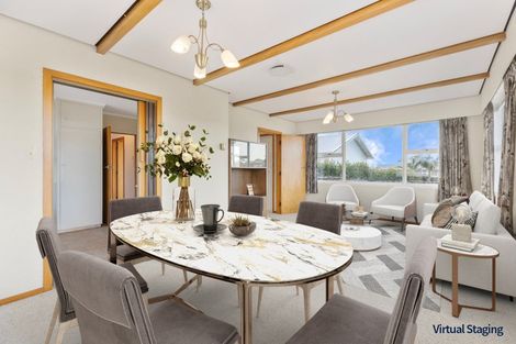 Photo of property in 2/256 Courtenay Street, Strandon, New Plymouth, 4312