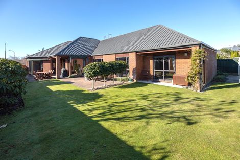 Photo of property in 22 Berkshire Drive, Avonhead, Christchurch, 8042