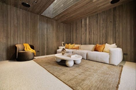 Photo of property in 28 Cunninghams Drive, Jacks Point, Queenstown, 9371