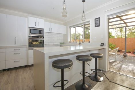 Photo of property in 3a Madison Street, Carterton, 5713