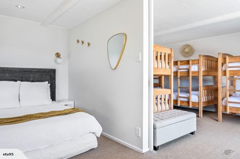 Photo of property in 225 Rosetta Road, Raumati South, Paraparaumu, 5032