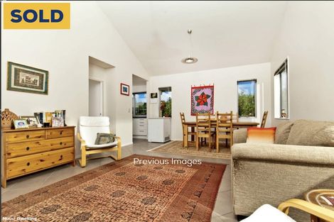 Photo of property in 7a Olwyn Place, Greenhithe, Auckland, 0632