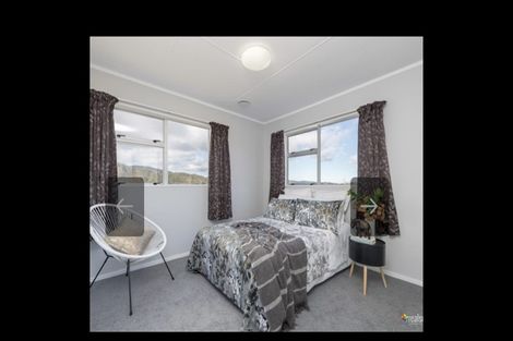 Photo of property in 118 Norana Road, Timberlea, Upper Hutt, 5018