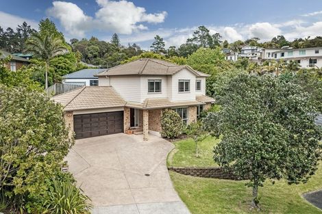 Photo of property in 1 Landvale Court, Browns Bay, Auckland, 0630