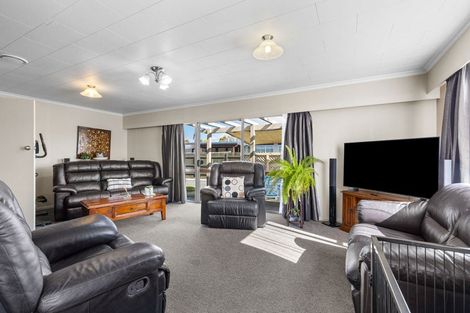 Photo of property in 32 Rousehill Street, Renwick, 7204
