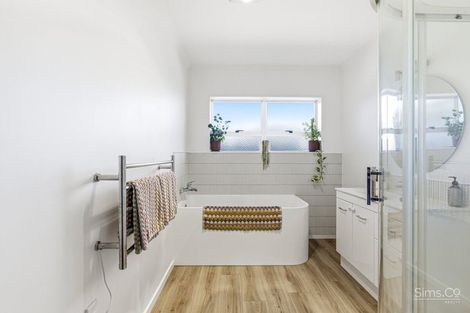 Photo of property in 12 Kakaho Drive, Tawhero, Whanganui, 4501