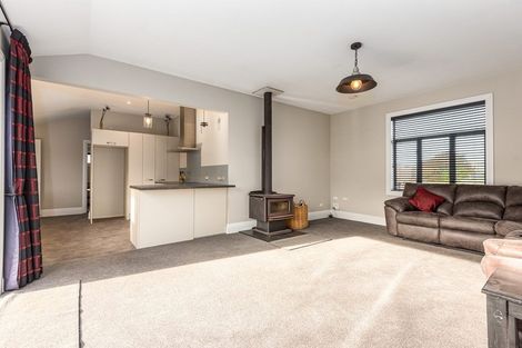 Photo of property in 76 Hawke Street, New Brighton, Christchurch, 8083