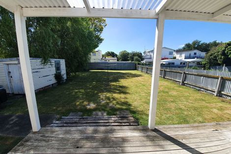 Photo of property in 31 Dahlia Street, Palmerston North, 4410