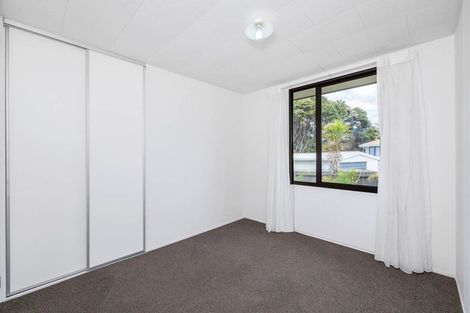 Photo of property in 28 Devonshire Road, Unsworth Heights, Auckland, 0632