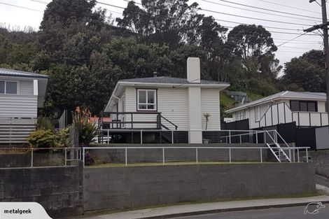 Photo of property in 19 Simons Street, Moturoa, New Plymouth, 4310