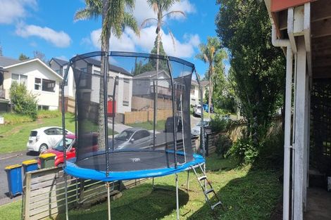 Photo of property in 31 Normanton Street, Glenfield, Auckland, 0629