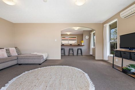 Photo of property in 2/12 Shannon Place, Belfast, Christchurch, 8051