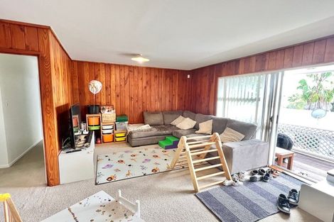 Photo of property in 1/89 Woodglen Road, Glen Eden, Auckland, 0602