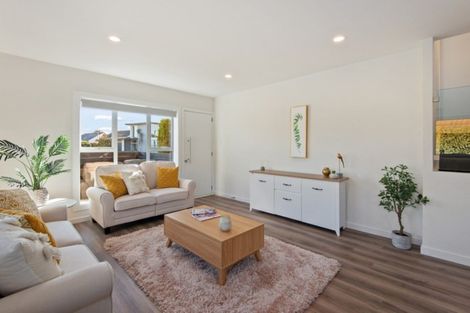 Photo of property in 2/54 Garreg Road, Bryndwr, Christchurch, 8052