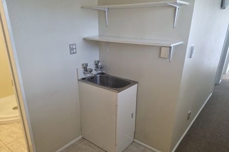 Photo of property in 2/127 Seabrook Avenue, New Lynn, Auckland, 0600