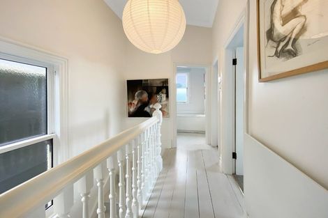 Photo of property in 16 Saint Mary Street, Thorndon, Wellington, 6011