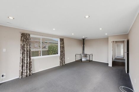 Photo of property in 21 Truby King Street, Merrilands, New Plymouth, 4312
