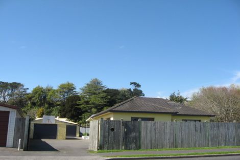 Photo of property in 1 Tupoki Street, Glen Avon, New Plymouth, 4312