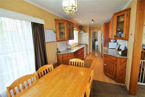 Photo of property in 50 Marlborough Avenue, Glenfield, Auckland, 0629