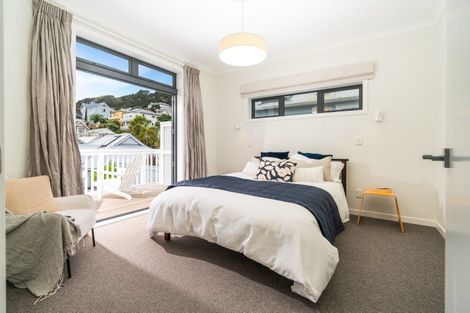 Photo of property in 35 Queen Street, Mount Victoria, Wellington, 6011