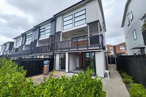 Photo of property in 14 Raranga Lane, Hobsonville, Auckland, 0616