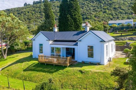 Photo of property in 20 Manuka Street, Ravensbourne, Dunedin, 9022