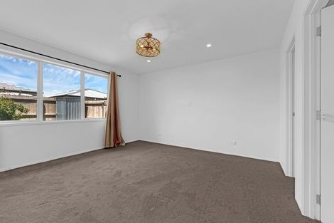 Photo of property in 9 Rere Close, Takanini, 2112