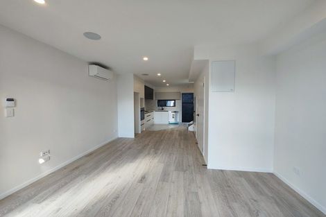 Photo of property in 9/13 Grove Lane, Pakuranga, Auckland, 2010