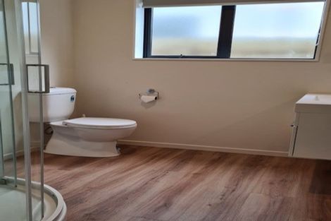 Photo of property in 49 Melksham Drive, Churton Park, Wellington, 6037