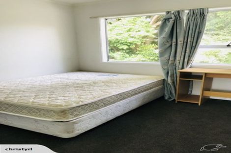 Photo of property in 1/26 Marlborough Avenue, Glenfield, Auckland, 0629