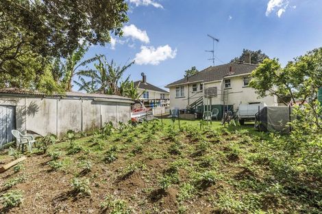 Photo of property in 35 Torino Street, Point England, Auckland, 1072