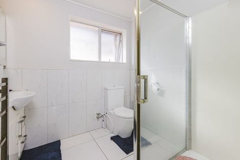 Photo of property in 2/5 Royal Arch Place, Rosehill, Papakura, 2113