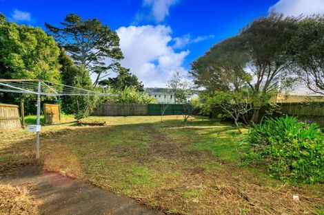 Photo of property in 62 College Road, Northcote, Auckland, 0627