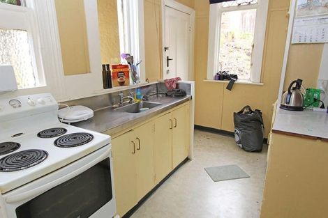 Photo of property in 1 Duchess Avenue, Dunedin Central, Dunedin, 9016