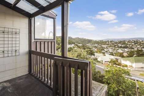Photo of property in 8/6 Kaikoura Street, Maupuia, Wellington, 6022