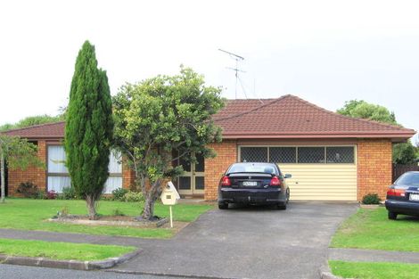 Photo of property in 25 Dianne Louise Drive, Half Moon Bay, Auckland, 2012