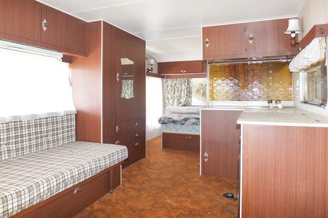 Photo of property in 7 Beach Street, Tangimoana, 4822