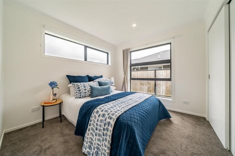 Photo of property in 8 Whitten Way, Wallaceville, Upper Hutt, 5018