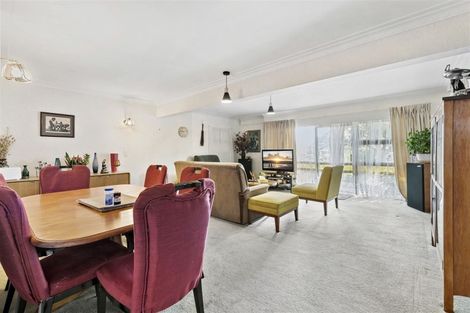 Photo of property in 60 Torkar Road, Clarks Beach, 2122