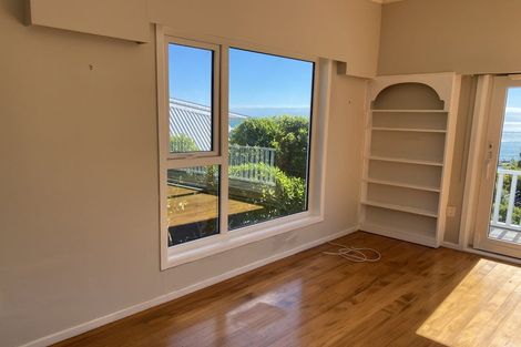 Photo of property in 120 Motuhara Road, Plimmerton, Porirua, 5026
