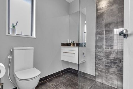 Photo of property in 17 Te Kanawa Lane, Rolleston, 7615